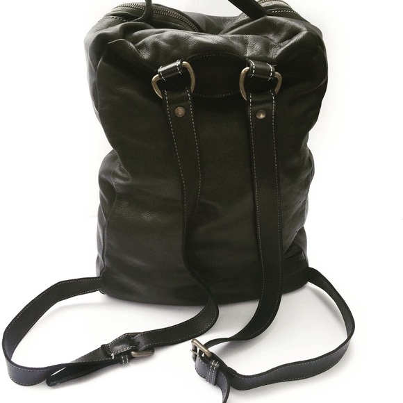 Rehard Italy-Large Italian Black Leather Backpack - Picture 2 of 8